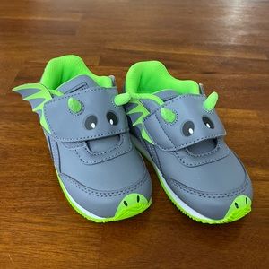 Reebok Toddler Monster Shoes Size 7